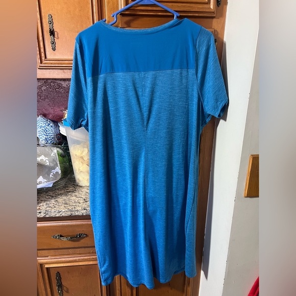 Columbia Woman’s Place To Place  Dress in Dark Pool.Light Jersey knit  Size XL - Picture 5 of 7